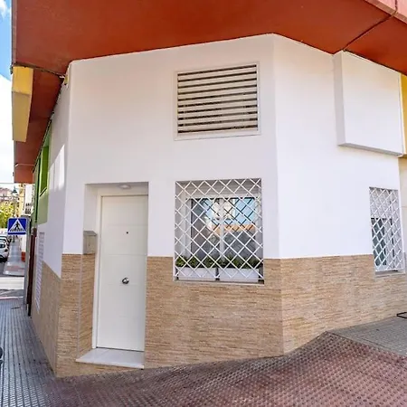 Loft De Diseno Cerca De La Playa - El Palo Apartment Málaga